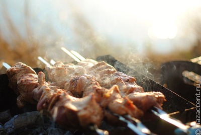 Блюда на углях приготовят на фестивале "Шашлык-машлык" в Грозном