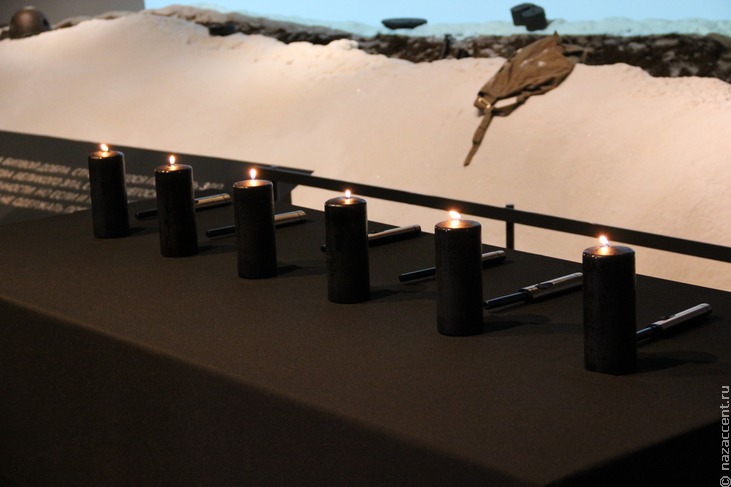 Церемония зажжения свечей в память о жертвах Холокоста - Национальный акцент