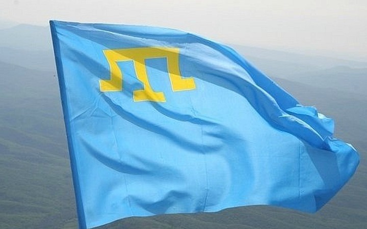 В Керчи перенесли автопробег в честь крымскотатарского флага