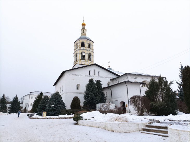 Пафнутьево-Боровский монастырь в Калужской области зимой - Национальный акцент