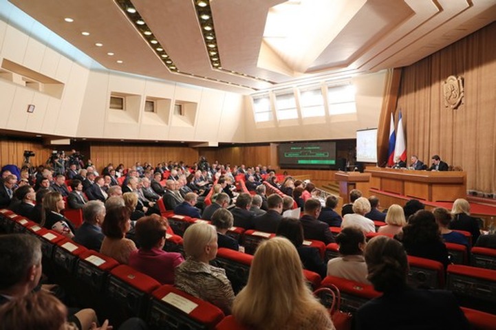 Закон о языках приняли в Крыму в первом чтении