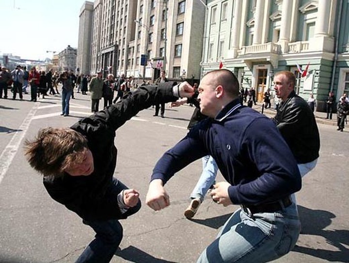 В Москве уроженцы Калмыкии подрались с выходцами из Дагестана из-за счета в кафе