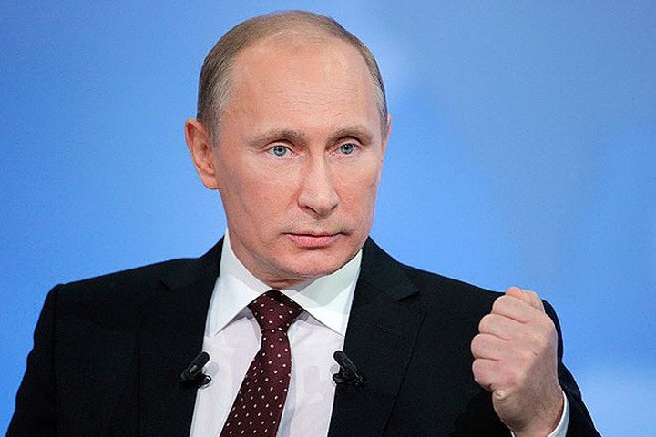 Путин потребовал дать жесткий отпор радикалам, использующим националистические лозунги