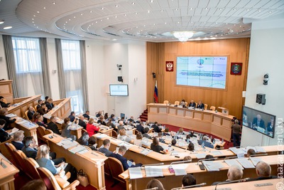 В Ханты-Мансийске стартовал Всероссийский форум национального единства