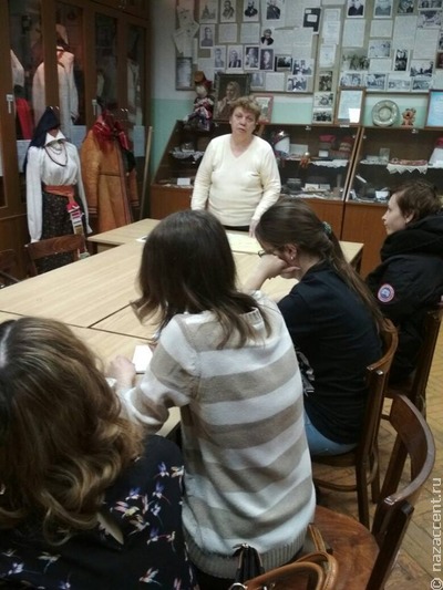 29 марта студенты Школы межэтнической журналистики побывали на экскурсии в Музее народной культуры и этнографии филфака ВГУ