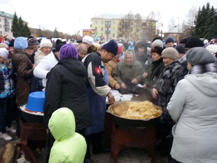 Чебаркульцев накормили всем Уралом
