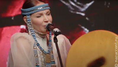 "НацАкцент" поздравил читателей с Новым годом концертом "Звук Евразии" на Youtube