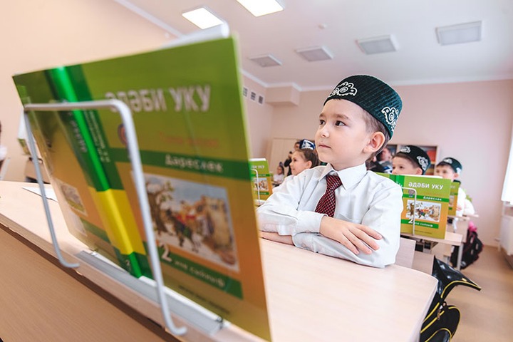 Закон о свободном выборе родного языка вступил в силу