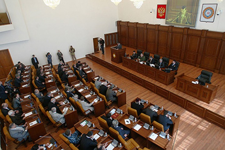 Парламент Чечни попросил проверить на экстремизм статью об отделении республики