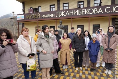 Школа межэтнической журналистики отправилась в этноэкспедицию в старинные карачаевские аулы