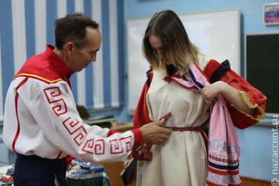 Бикмурзинӑна ырӑ сунса кӗтетпӗр! Или "Добро пожаловать в Бикмурзино!"