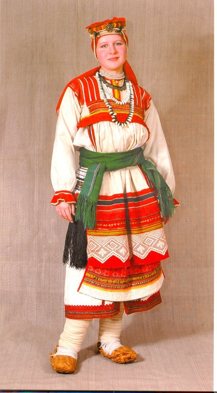 Национальный костюм мордвы - Национальный акцент