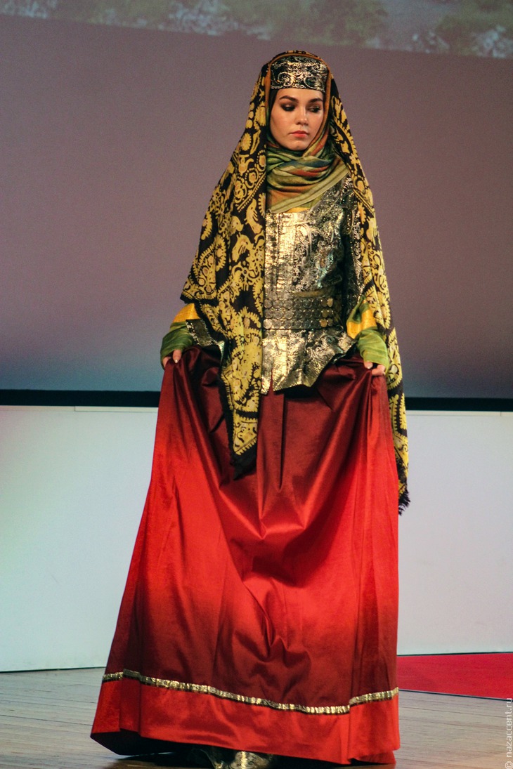 Конкурс высокой моды "Этно-Эрато" в МДН - Национальный акцент