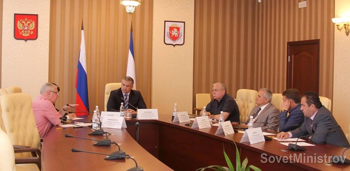 Политику межнациональных отношений в Крыму обсудили без крымских татар
