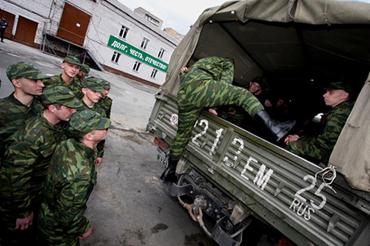 Военные: В 2012 году дагестанцев в российской армии не будет