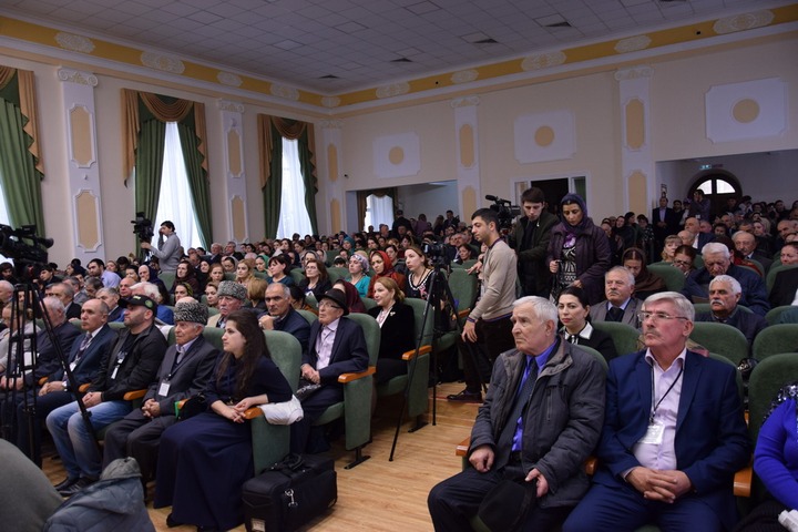 Проблемы даргинского языка обсудили на форуме в Дагестане