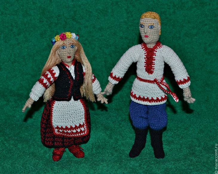 Вязаные куклы в национальных костюмах - Национальный акцент