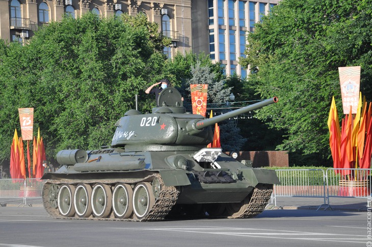 Репетиция парада Победы в Волгограде - Национальный акцент