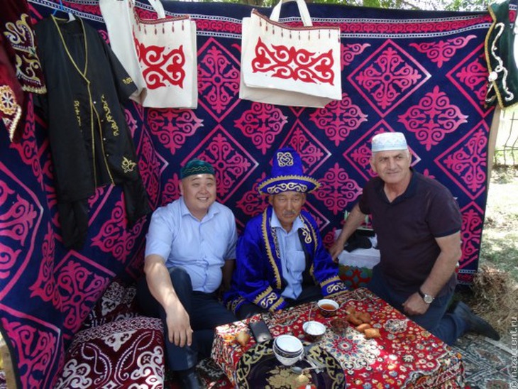 Казахский праздник "Жайлау той" в Астраханской области - Национальный акцент