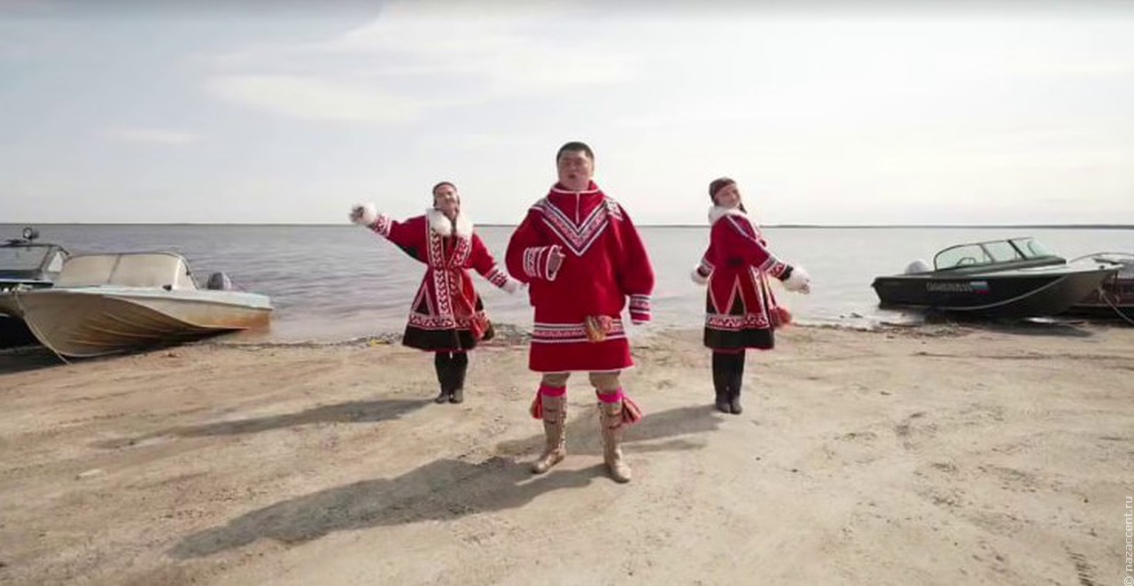 Русскую народную песню "Калинка" спели на ненецком языке