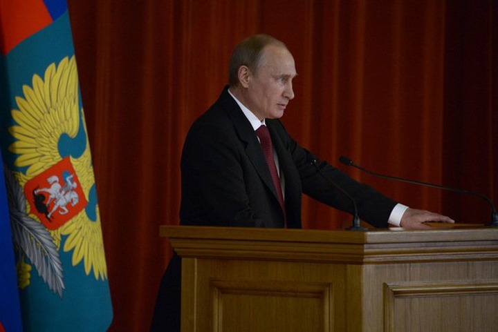 Путин: Мы и впредь будем отстаивать права русских всеми доступными средствами