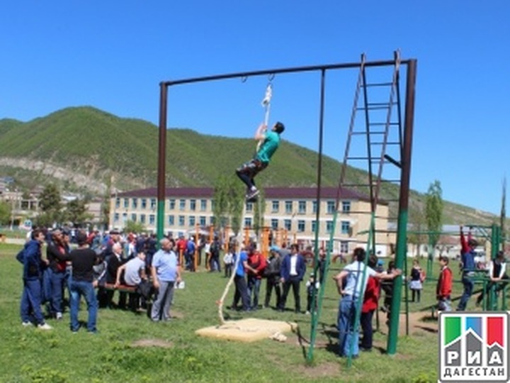 В Дагестане провели спортивный праздник "Кайтагские игры"
