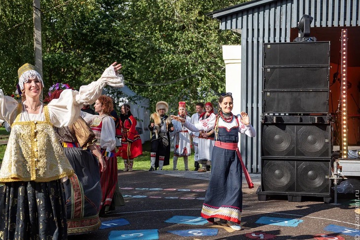 VIII Межрегиональный фольклорный праздник "Шумбрат!" в Мордовии - Национальный акцент