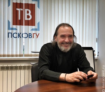 Ученики псковской Школы межэтнической журналистики узнали, почему православие "надэтнично"