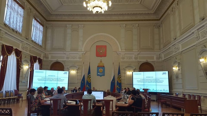 В Астрахани обсудили межнациональные проблемы ЮФО
