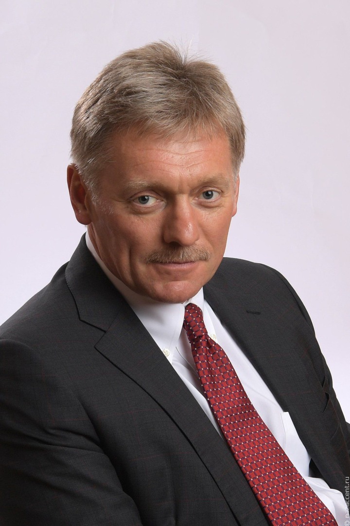 Песков назвал синонимами понятия "единый" и "братский" народ