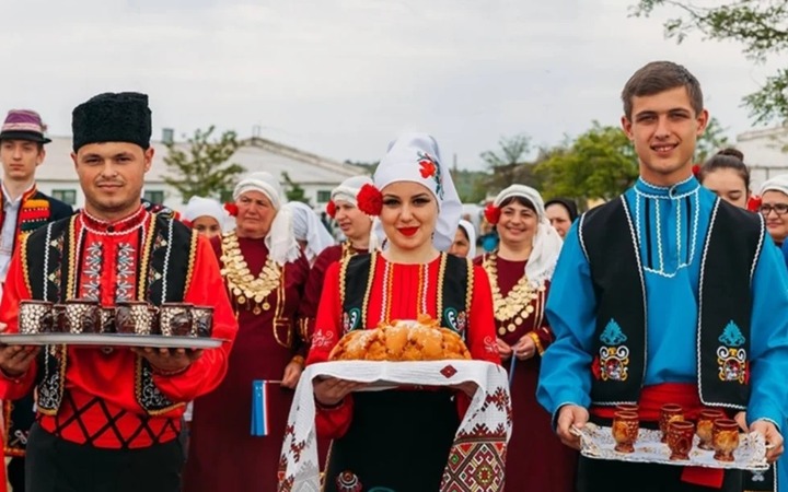 Гагаузы