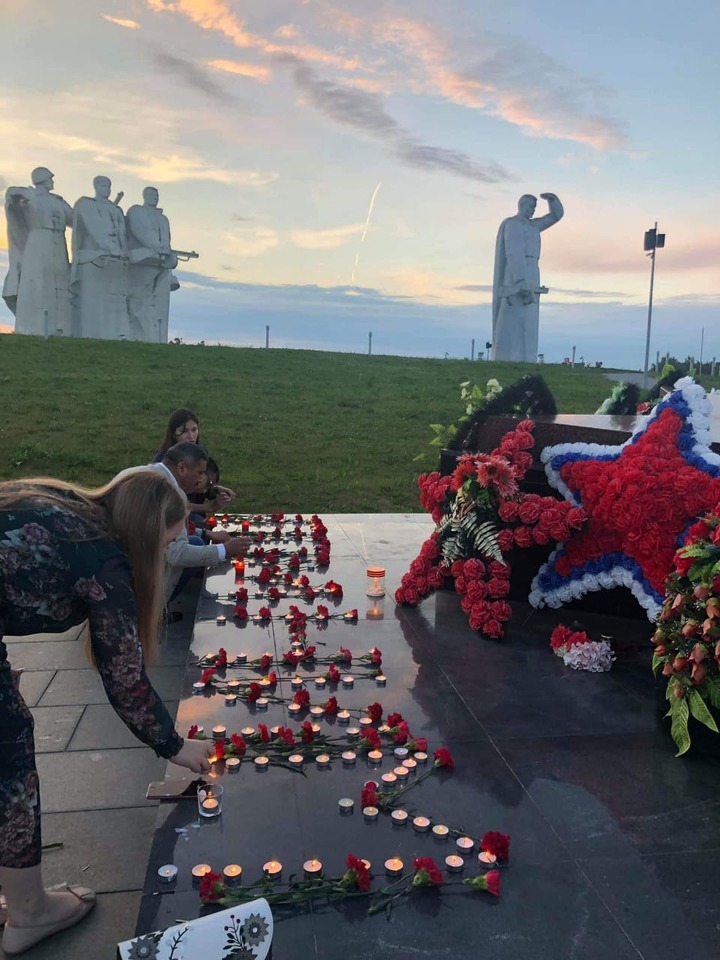 Национальные активисты зажгли свечу памяти в Подмосковье