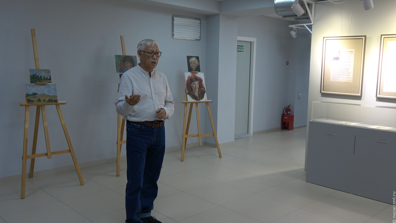 В Долинске открылась выставка нивхского художника Фёдора Мыгуна