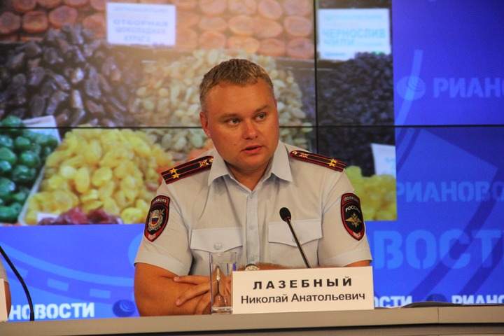Во время рейда против незаконной торговли в Реутове на полицейских напали с металлическими прутами и оружием