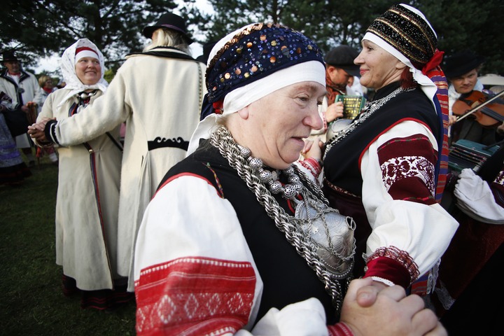 Российские и эстонские сето провели в Псковской области семейные встречи