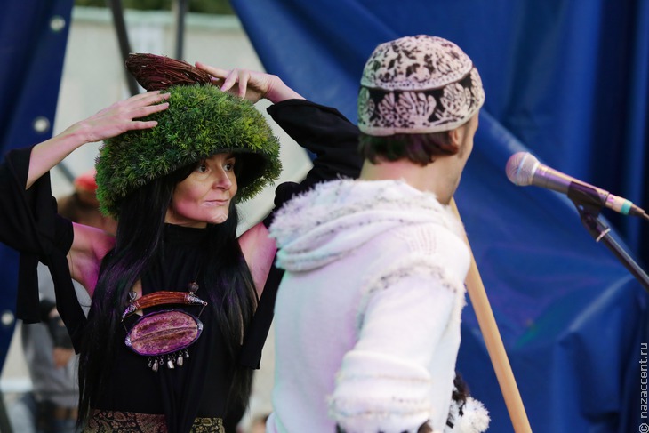 Этнические костюмы на KAMWAmoda в Перми - Национальный акцент