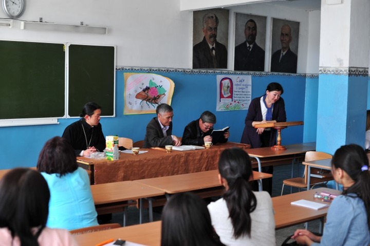 В Крыму начали переподготовку учителей родного языка