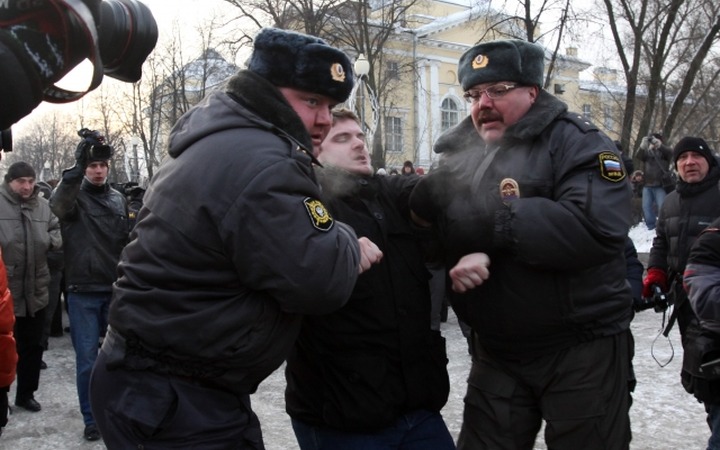 Задержанных на народном сходе в Петербурге приговорили к арестам