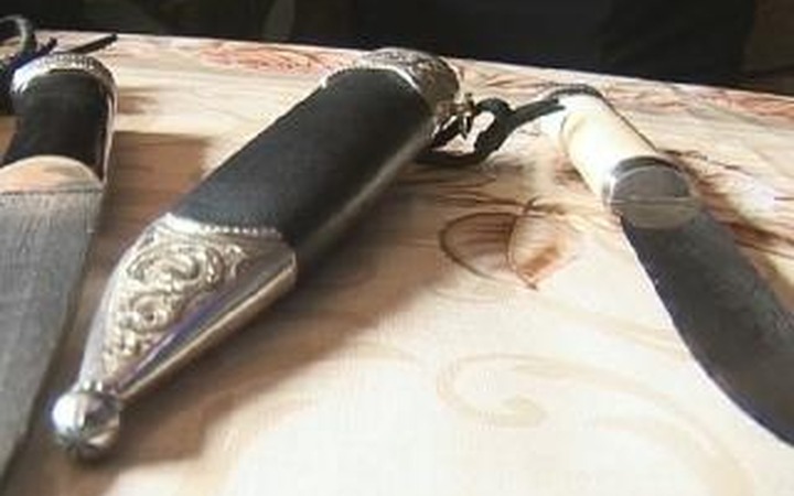 Кавказские кузнецы блеснули оружием
