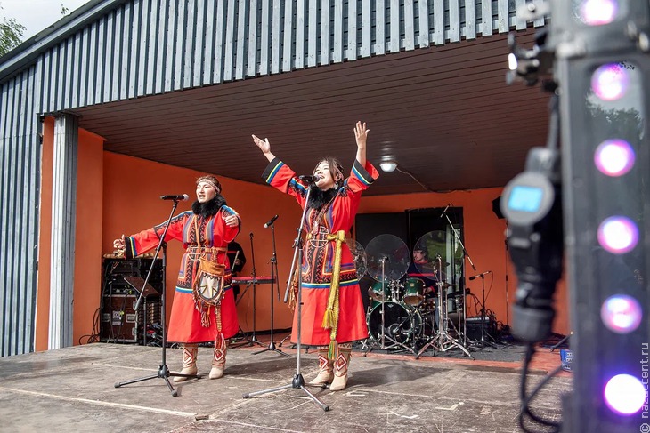 VIII Межрегиональный фольклорный праздник "Шумбрат!" в Мордовии - Национальный акцент