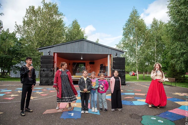 VIII Межрегиональный фольклорный праздник "Шумбрат!" в Мордовии - Национальный акцент