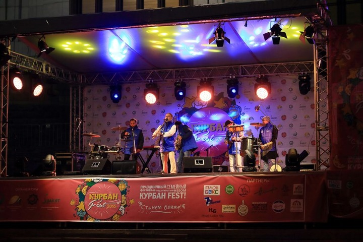 Кулинарные лавки народов России развернулись на КурбанFEST в Москве