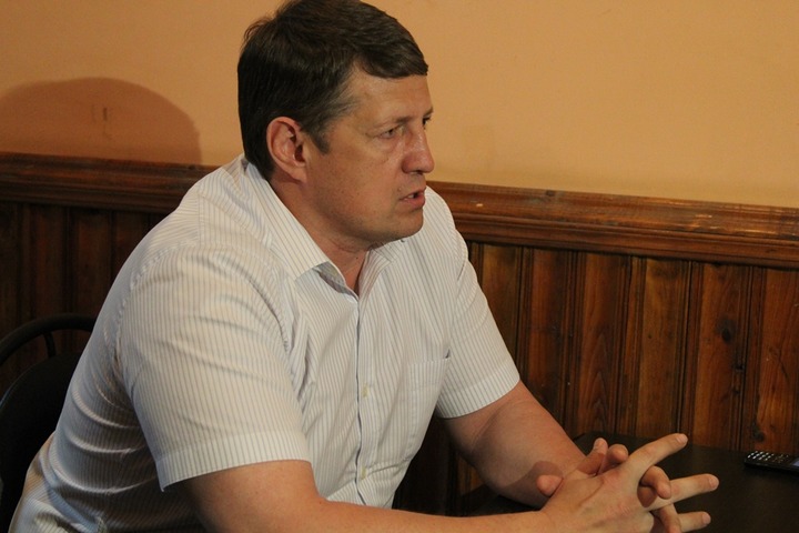 Цыгане из Плеханова попросили юридической помощи у главы Тулы