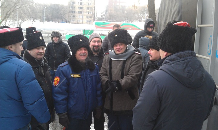 Спектакль о Pussy Riot в Сахаровском центре прервали сотрудники ФМС с казаками