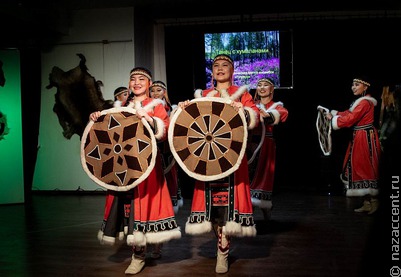 Эвенкийский ансамбль выступит на фестивале адаптивной верховой езды в Бурятии