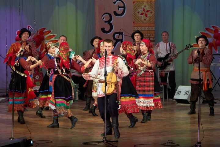 "Палэзян" соберет родственные народы