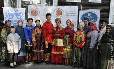 Традиционную одежду Русского Севера представили на выставке в Усть-Цильме