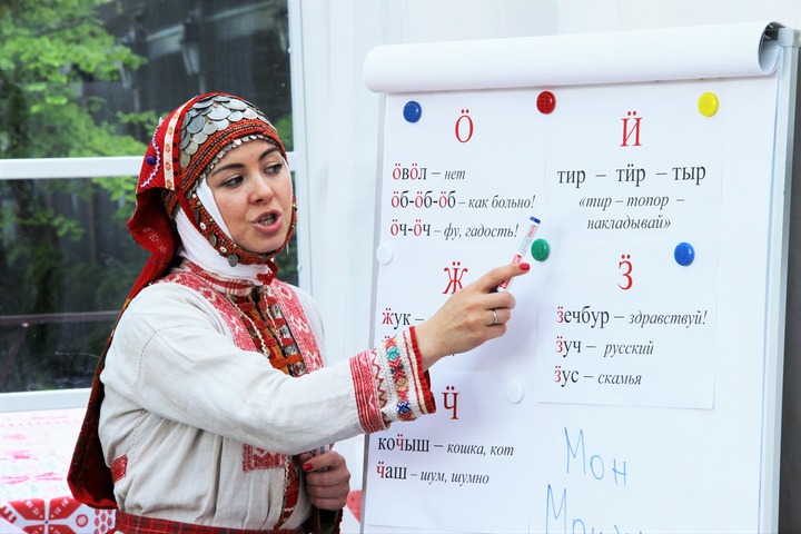 В Москве откроют курсы удмуртского языка