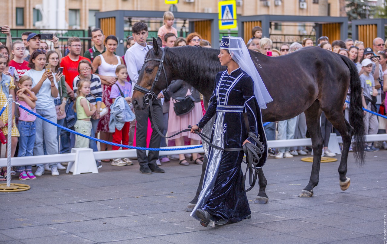 Фестиваль национальных пород лошадей в Москве