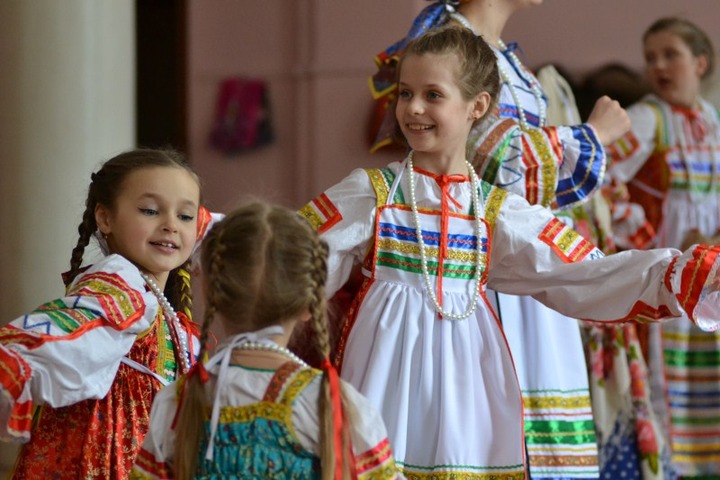 В Курске стартует фольклорный конкурс "Дёжкин карагод"